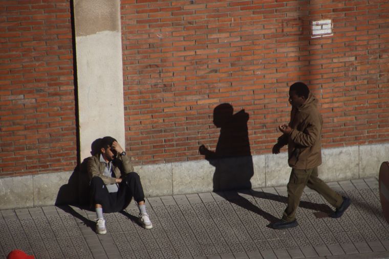 El acceso a la propiedad requiere 14 años de sueldo y una entrada equivalente a cuatro años completos. El acceso a la propiedad requiere 14 años de sueldo y una entrada equivalente a cuatro años completos.