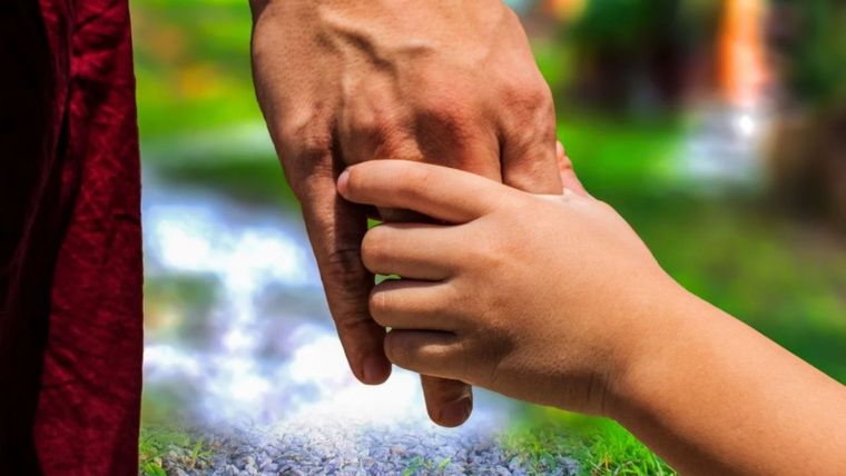 La adopción es un instituto de restitución de derechos que se centra en encontrar una familia para un niño y no, un niño para una familia. Foto: MDZ