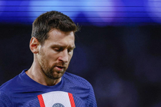 Lionel Messi tiene un pie afuera del Barcelona. Foto: EFE