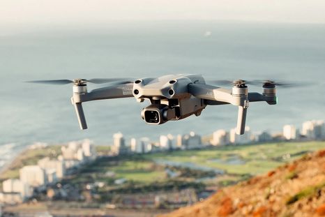 Durante los operativos se secuestraron 612 dosis de marihuana, una balanza digital, dinero, un dron y elementos relacionados al fraccionamiento de sustancias ilícitas Foto: computerhoy.com