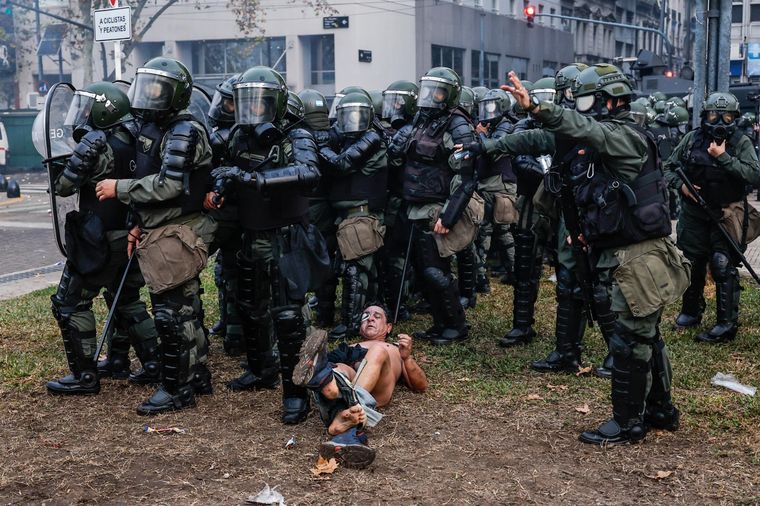 La convocatoria responde a diversas denuncias por el accionar represivo. Foto: EFE