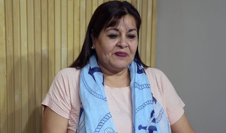 La abuela, Silvia Gómez, contando su visión. La abuela, Silvia Gómez, contando su visión.