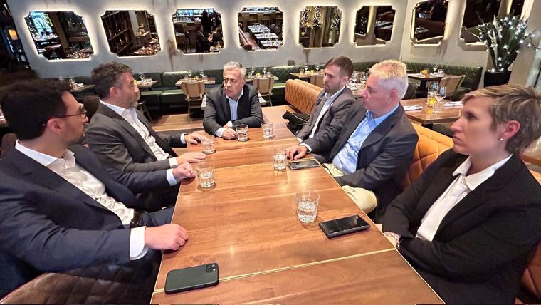 Alfredo Cornejo en Canadá.