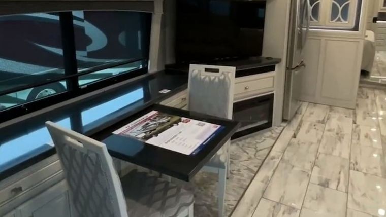 Motorhome Fleetwood Discovery