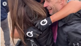 la emocion que conmovio a todos: el abrazo viral en el titulo argentino de agustin duran la emocion que conmovio a todos: el abrazo viral en el titulo argentino de agustin duran