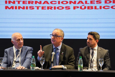 En Misiones, procuradores y fiscales debatieron sobre cibercrimen y abuso infantil.