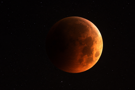 El eclipse lunar podrá observarse desde toda la Argentina entre la noche del jueves y la madrugada del viernes. El eclipse lunar podrá observarse desde toda la Argentina entre la noche del jueves y la madrugada del viernes.