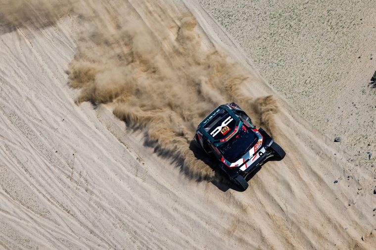 Nasser Al-Attiyah recuperó el liderazgo del Dakar y hoy tendrá una etapa clave para consolidarse en la cima.
