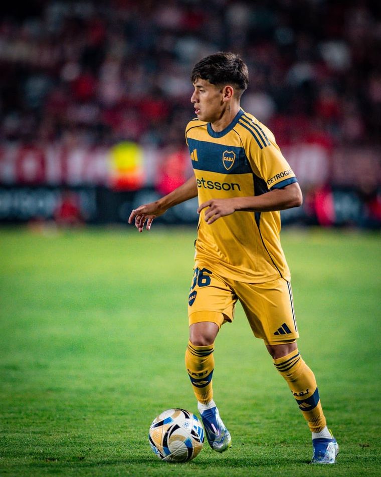 Tras debutar frente a Estudiantes en La Plata con buen pie, el juvenil de Boca Tomás Aranda no sumó minutos ante Newell's en la Bombonera. 