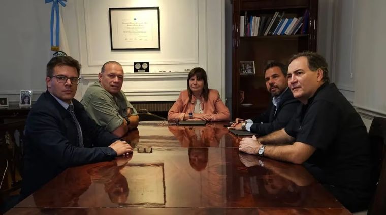 Berni y Bullrich se reunieron este martes en el Ministerio de Seguridad Foto: Prensa Seguridad
