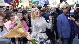 Gwen Stefani llamó la atención de todo Estados Unidos por el llamativo look que presentó en un evento muy especial. Foto: Chris Pizzello (Invision)