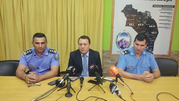 Garay, en el centro, murió por coronavirus pese a no tener enfermedades de base