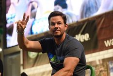 asi de bello lucia mark wahlberg en la tormenta perfecta