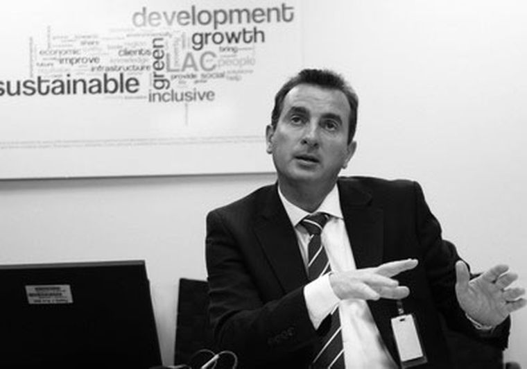 Pérez está en Estados Unidos buscando financiamiento para obras. Foto: Gobierno de Mendoza