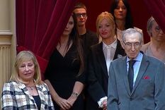 Votá vos al final de la nota: ¿Amalia González tiene look de primera dama?