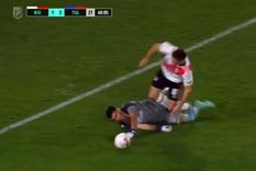 La jugada que pidió todo River sobre el final. Foto: Captura