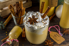 Licor de huevo con alcohol: receta cremosa y especiada Foto: Shutterstock