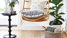 Las sillas colgantes, objetos de deco y relax. Foto: Pinterest.