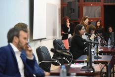 El debate contó con la participación de los candidatos a diputados nacionales. Foto: Maximiliano Ríos/MDZ