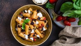 Pasta alla norma Una receta deliciosa para hacer en pocos minutos y sorprender a tu familia. Foto: Shutterstock