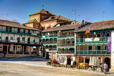 Este pueblo enamora con su plaza mayor Foto: Shutterstock