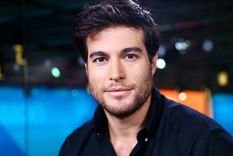 Danilo Carrera debutó en la televisión con apenas 22 años de edad. Foto: Univision