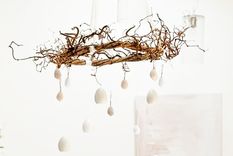 Una corona que simula parecerse a la corona de espinas de Jesús que se utiliza como emblema en Semana Santa,. Foto: Foto Homesandgardens.com