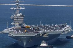 El USS Carl Vinson es uno de los portaaviones estadounidenses que operan en la zona.