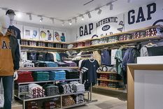 gap: historia y novedades de la marca mas buscada que llega al pais