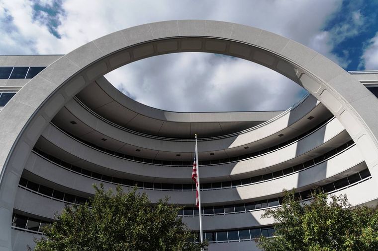 FinCEN Sede de la FinCEN en el estado de Virginia. Foto: Wall Street Journal Foto: https://www.wsj.com/