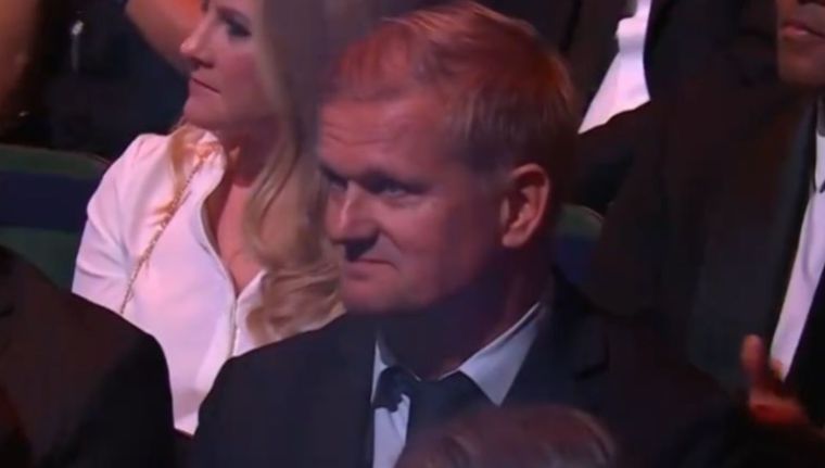 El rostro del padre de Haaland lo dice todo. Foto: Captura video