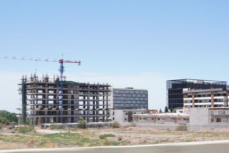 Mendoza albergará un foro que combina análisis económico, innovación y experiencias del sector de la construcción. Mendoza albergará un foro que combina análisis económico, innovación y experiencias del sector de la construcción.