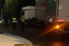 Un camión y una moto chocaron en Ciudad y hubo complicaciones de tránsito Foto: X: @MATIPASCUALETTI Un camión y una moto chocaron en Ciudad y hubo complicaciones de tránsito Foto: X: @MATIPASCUALETTI