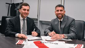 Nicolás Otamendi ya firmó contrato con River. Nicolás Otamendi ya firmó contrato con River.