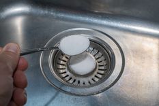 SAL LA SAL recibe el nombre científico de cloruro sódico o cloruro de sodio, cuya fórmula química es NaCl. Foto: SHUTTERSTOCK