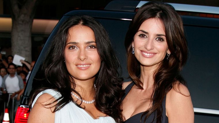 SALMA HAYEK, PENÉLOPE CRUZ LAS ACTRICES SE CONOCIERON EN LA INDUSTRIA DEL CINE Y FORMARON UNA LINDA AMISTAD Foto: ARCHIVO