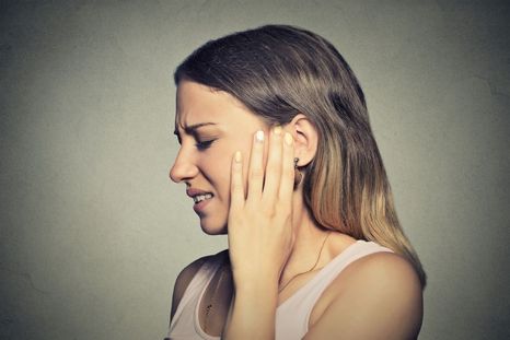 El dolor de oído es uno de los problemas de salud que más molestias causan. Foto: Shutterstock