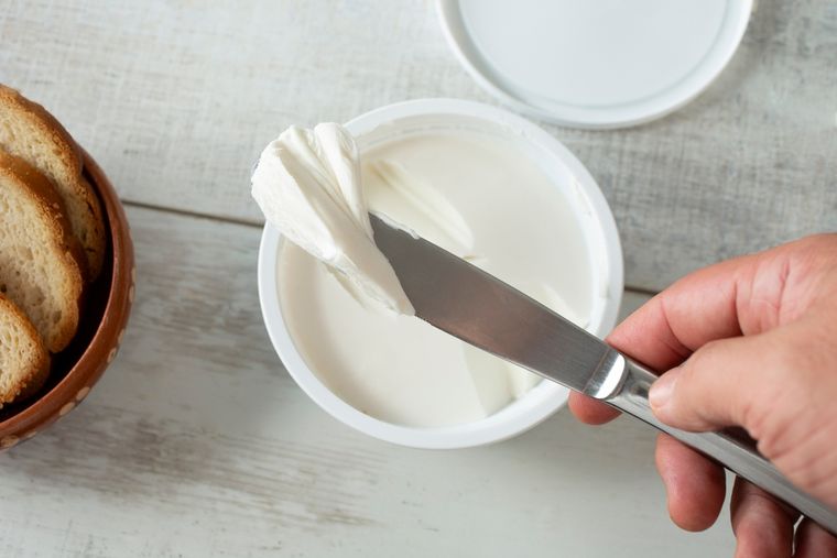 Queso crema casero: receta económica y deliciosa.