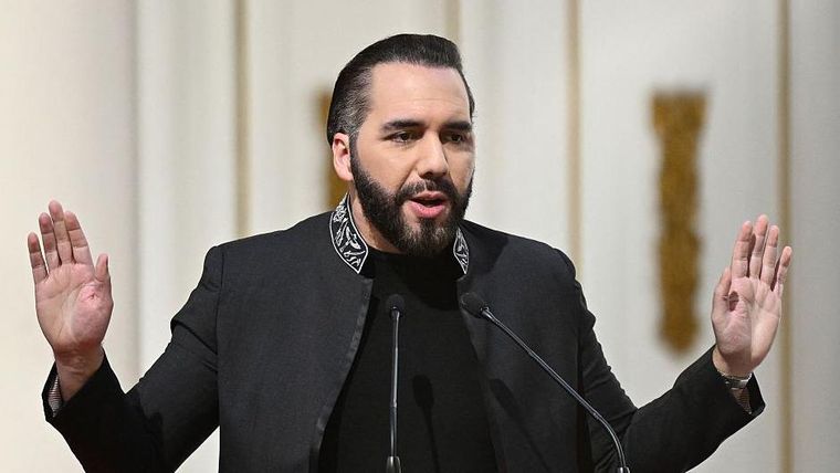 La reforma constitucional fue propuesta por el gobierno de Nayib Bukele y se aprobó sin discusión previa.