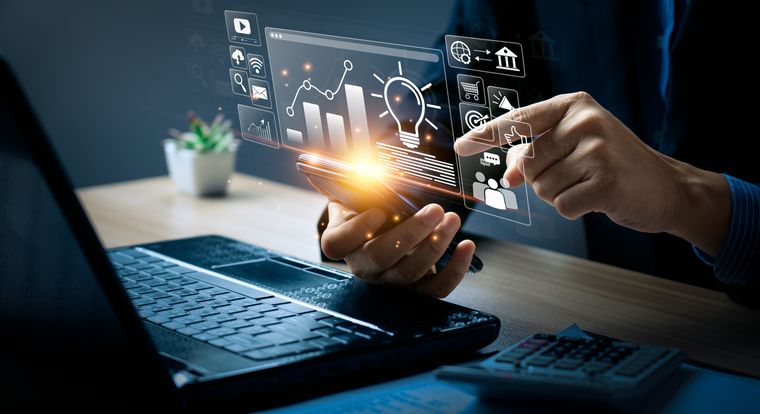 Experto en ciberseguridad y datos es uno de los empleos que, sin cursar una carrera universitaria, tiene uno de los salarios más elevados del mercado.