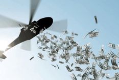 ¿Lanzar dinero desde un helicóptero para frenar la crisis económica?