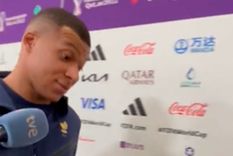 Mbappé dejó un gesto muy particular al ser consultado por la final contra la Argentina de Messi: no quiso hablar.