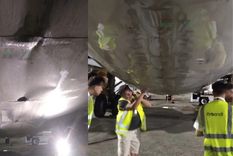 Un avión de la empresa lowcost Flybondi sufrió un accidente este viernes por la noche cuando arribó a la ciudad de Mar del Plata Foto: Captura de video