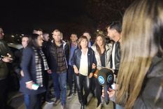 Bullrich llegó minutos después que Larreta al búnker de De Loredo que los encontrará juntos.