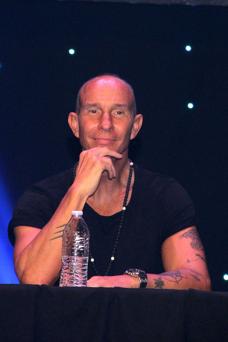 Erik Rubín sigue conviviendo en la misma casa con Andrea Legarreta.