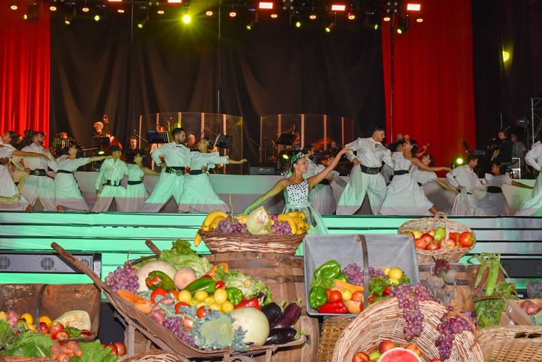 La Bendición de los Frutos abre las celebraciones de la Fiesta de la Vendimia. La Bendición de los Frutos abre las celebraciones de la Fiesta de la Vendimia.