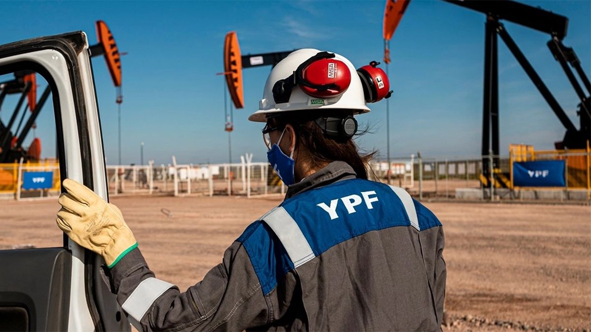 YPF y Eni: un acuerdo clave para la exportación de gas natural licuado  desde Argentina