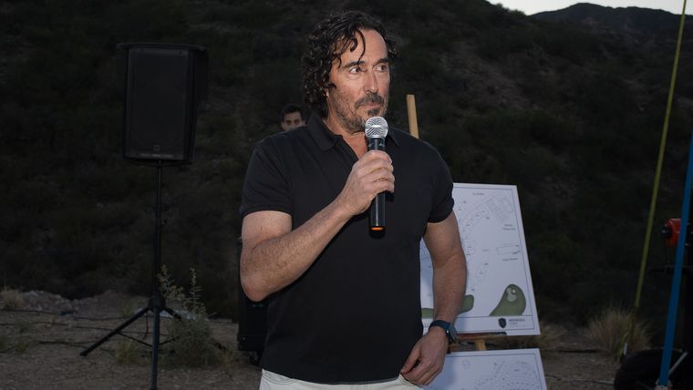 Carlos Arroyo dio la bienvenida a todos. Carlos Arroyo dio la bienvenida a todos.