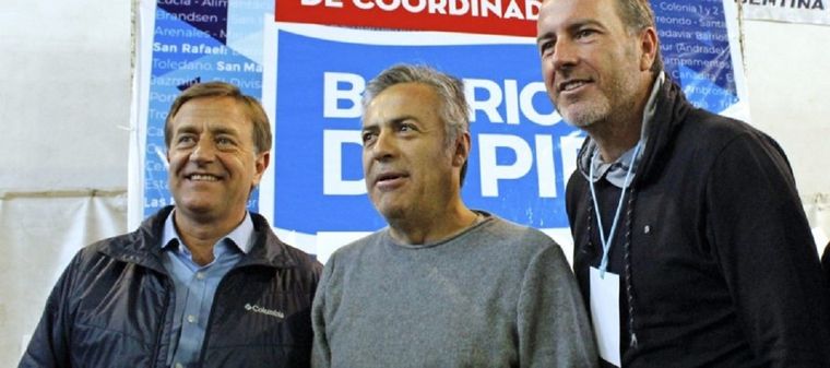Rodolfo Suarez, Alfredo Cornejo y Ernesto Mancinelli. Foto: Libres del Sur