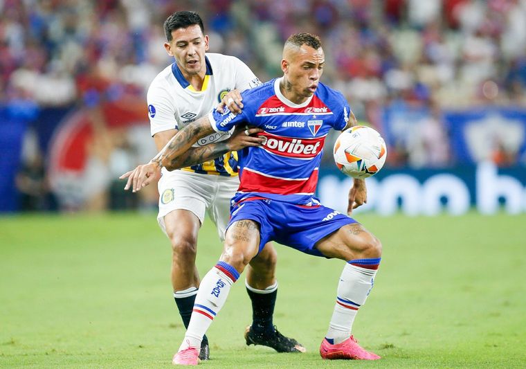 Central busca el pase a cuartos en Brasil. Foto: FotoBaires